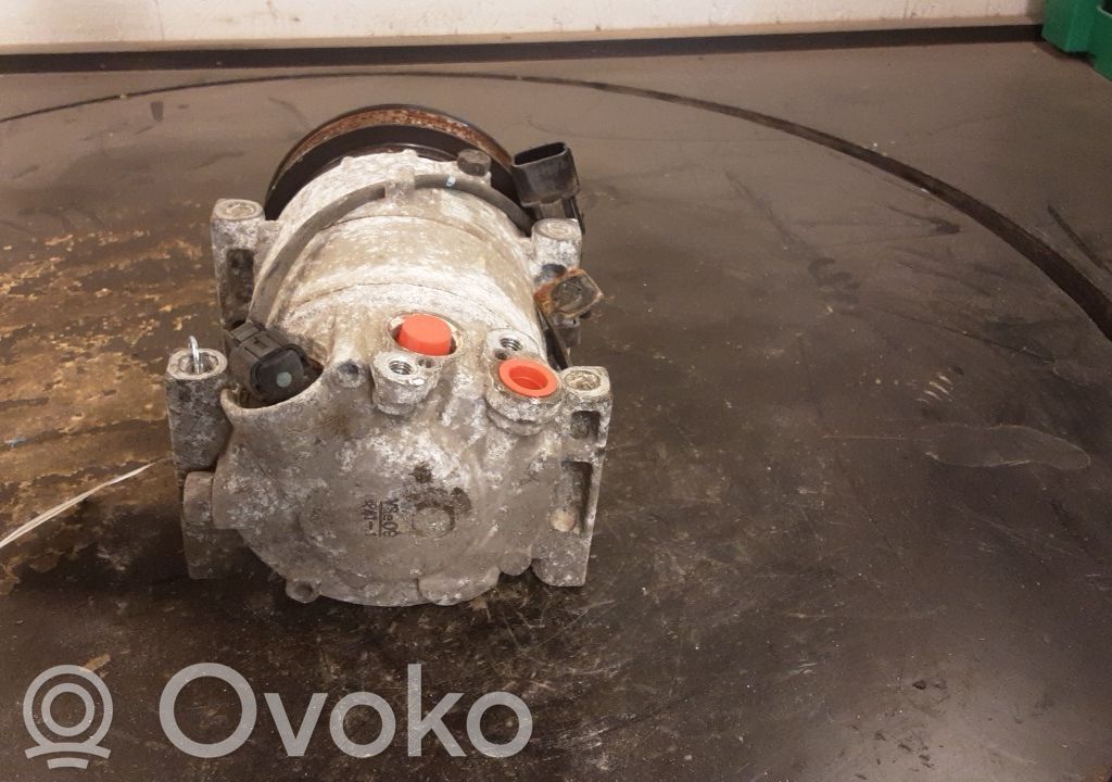 Air conditioning (A/C) compressor (pump)   977011Y201