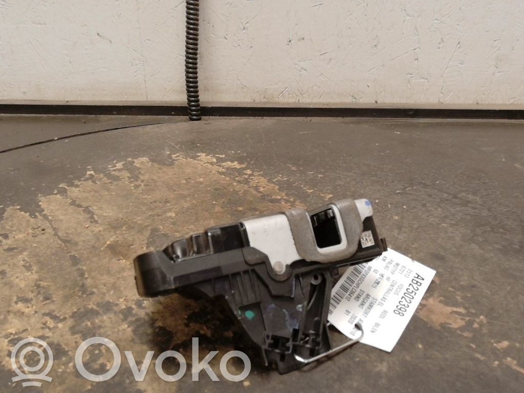 Ford Focus Central locking motor 