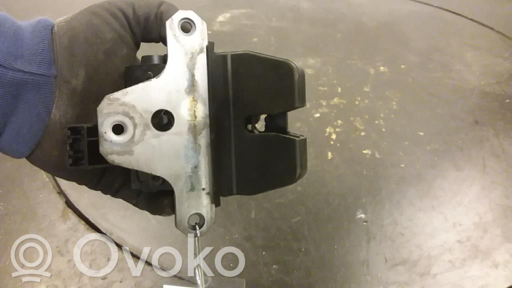 Central locking motor   1920840