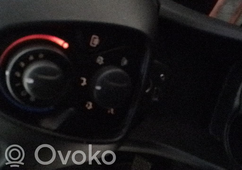 Toyota Aygo AB40 Climate control unit 