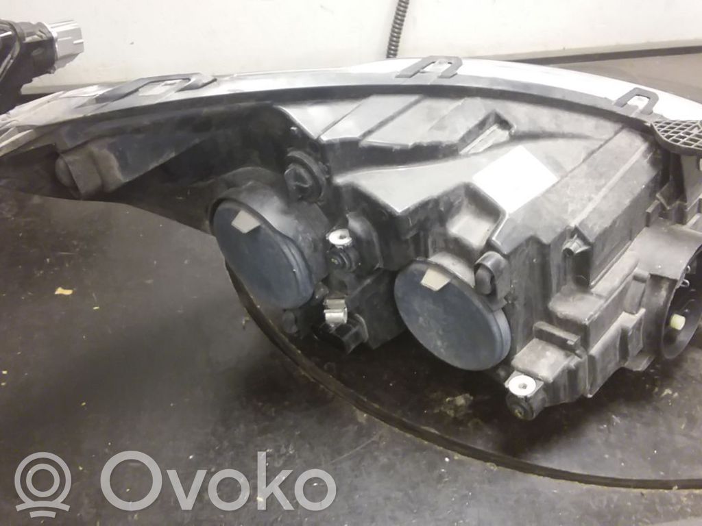 Headlight/headlamp   2045130