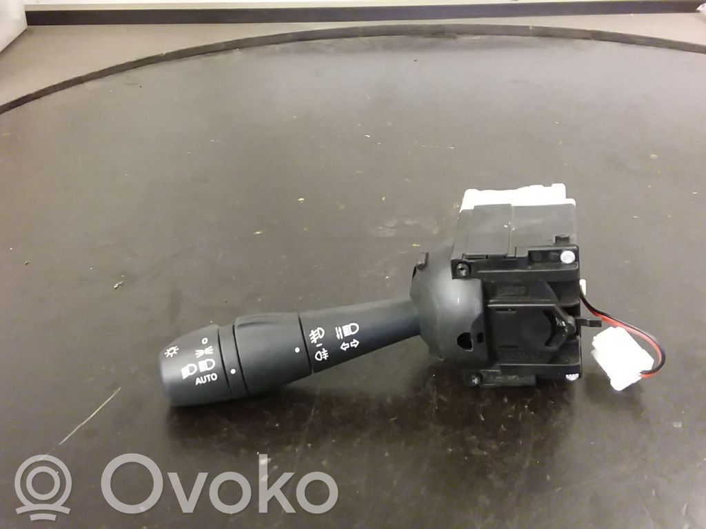Renault Clio IV Wiper turn signal indicator stalk/switch 