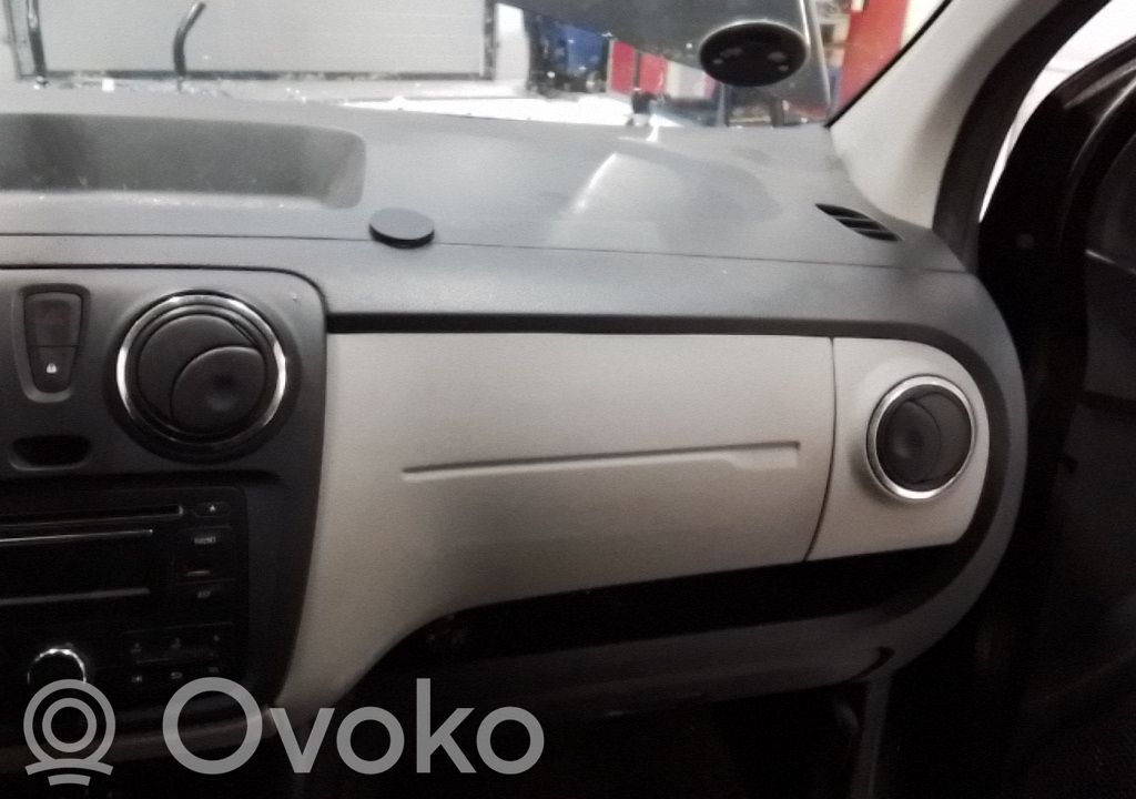 Panelė   685008298R