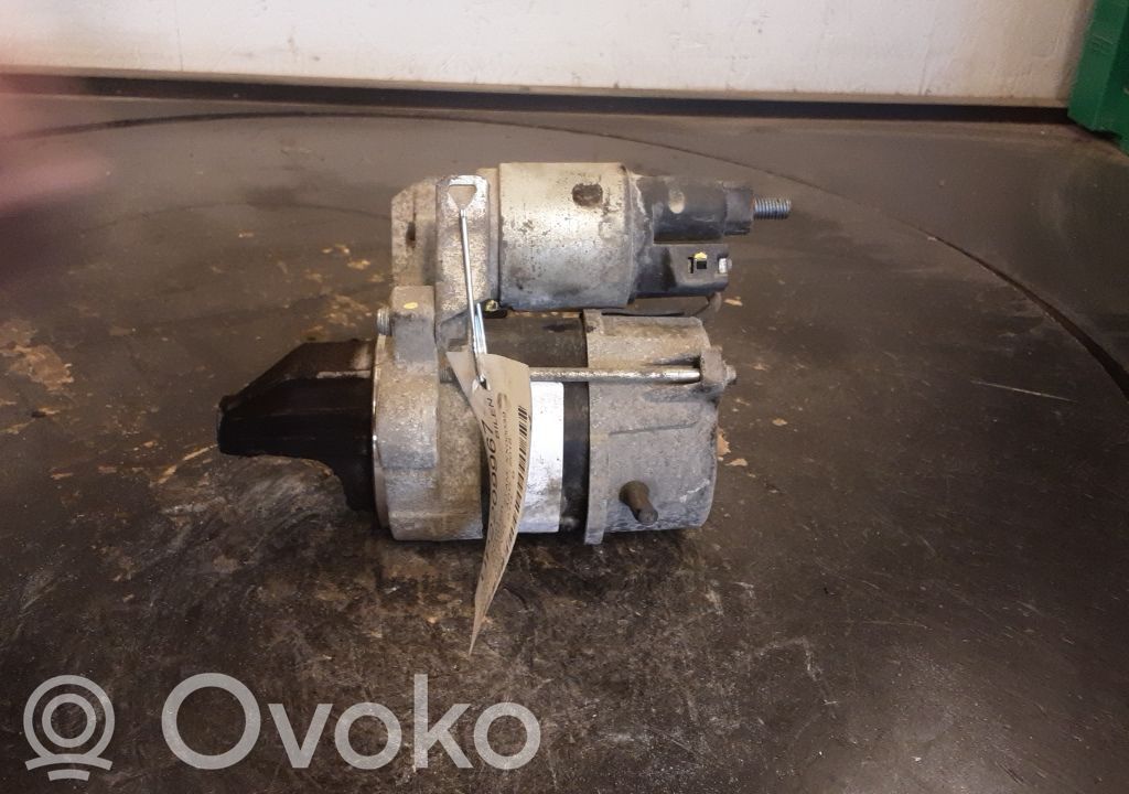 Motor de arranque   281000Q090