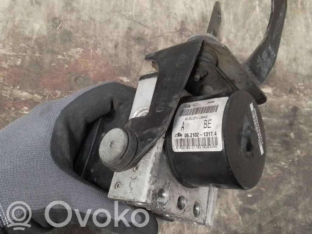 Блок ABS   8V512M110AD