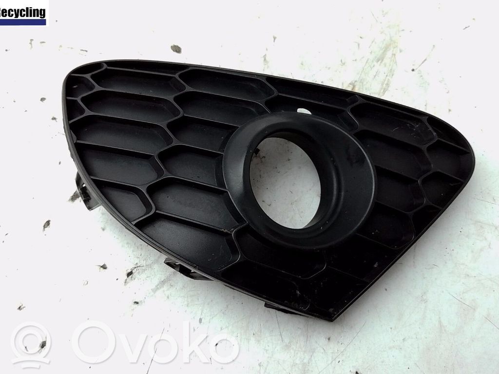 Alfa Romeo Giulietta Kratka dolna zderzaka przedniego 