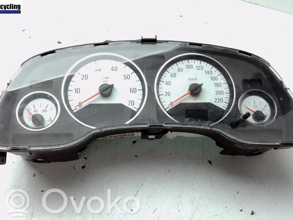 Opel Astra G Tacómetro 