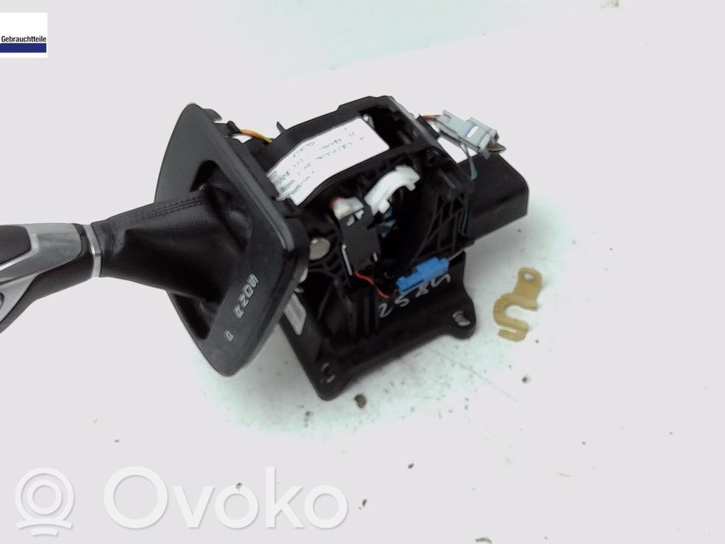Ford C-MAX II Perilla/embellecedor de cuero de la palanca de cambios 