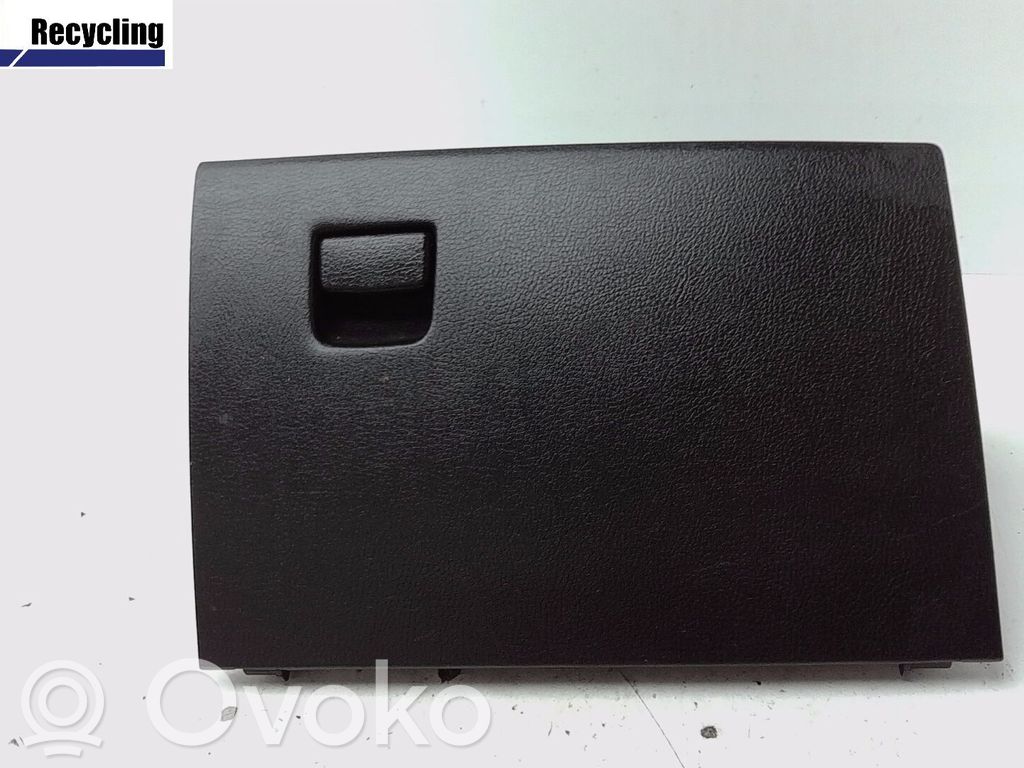 Mazda 2 Glove box set 