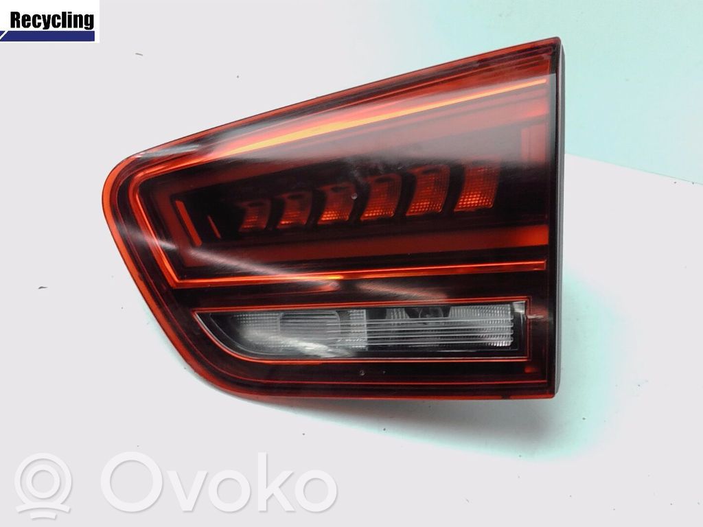 Seat Alhambra (Mk2) Lampă spate în capacul portbagajului 