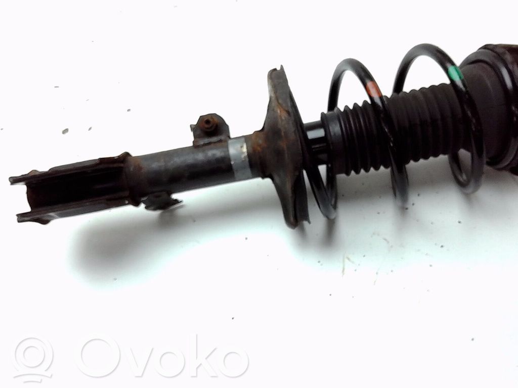 Toyota Avensis T250 Amortyzator osi przedniej ze sprężyną 