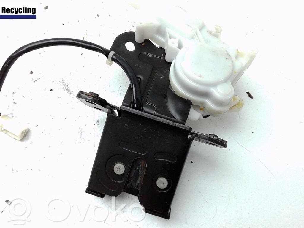 Mazda 3 I Tailgate/trunk/boot lock/catch/latch 