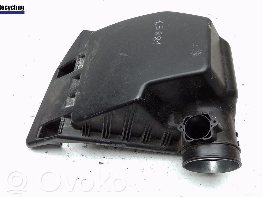 BMW 5 E60 E61 Air filter box 