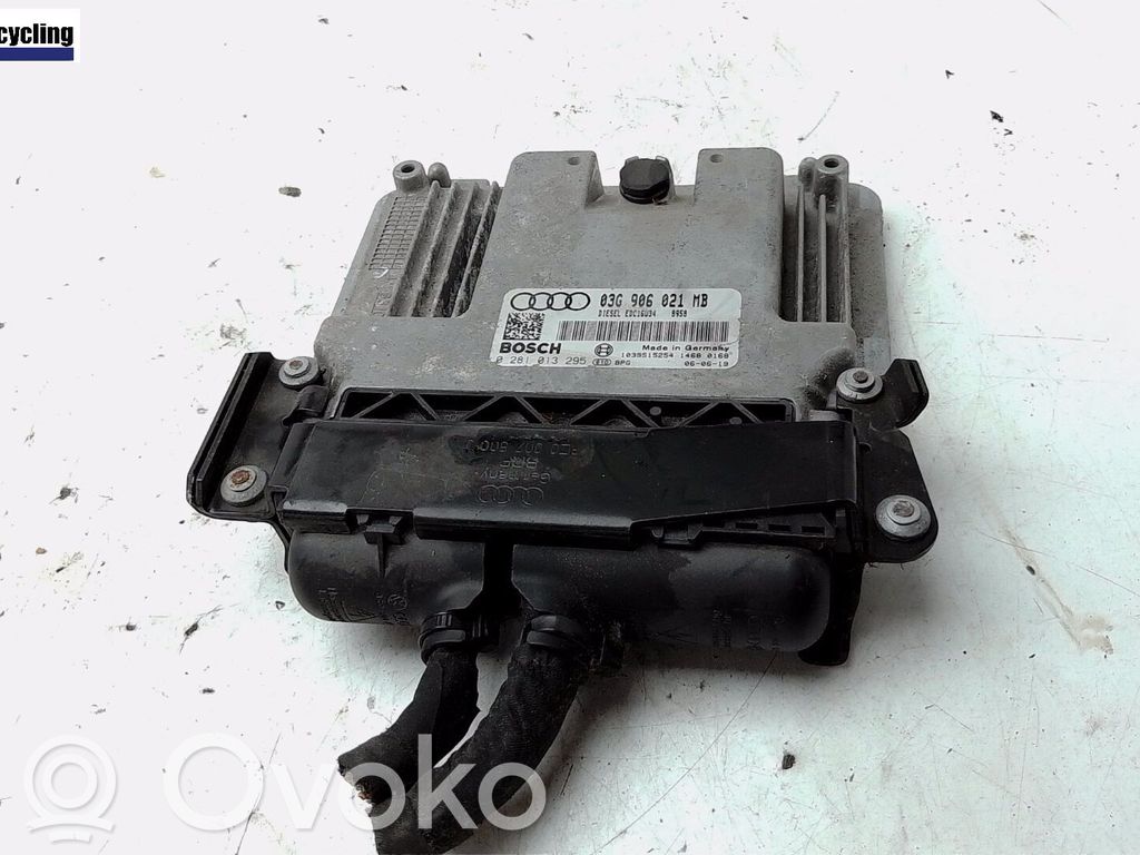 Audi A3 S3 8P Engine control unit/module 