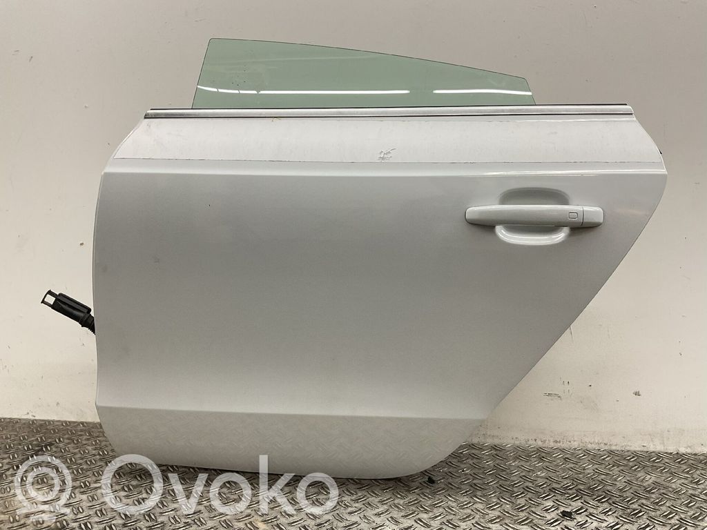 Puerta trasera   8T8833051D,8330518T8C