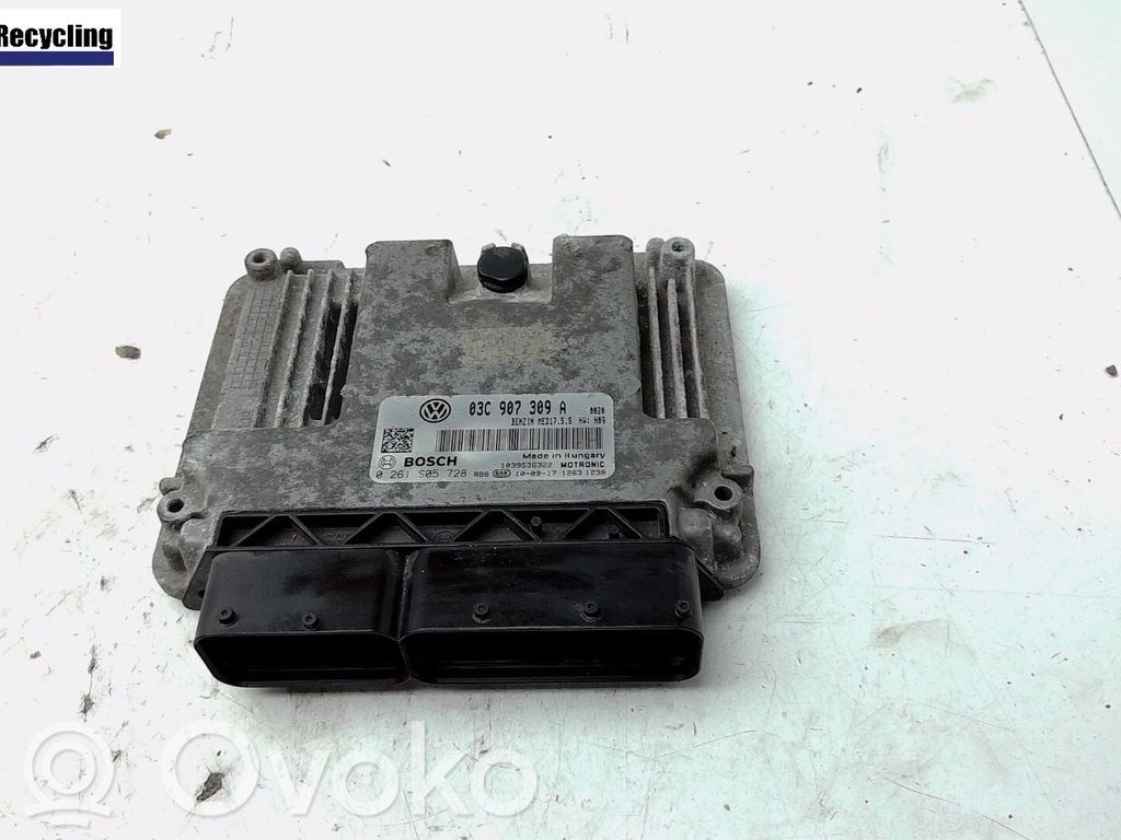 Volkswagen Golf VI Engine control unit/module 