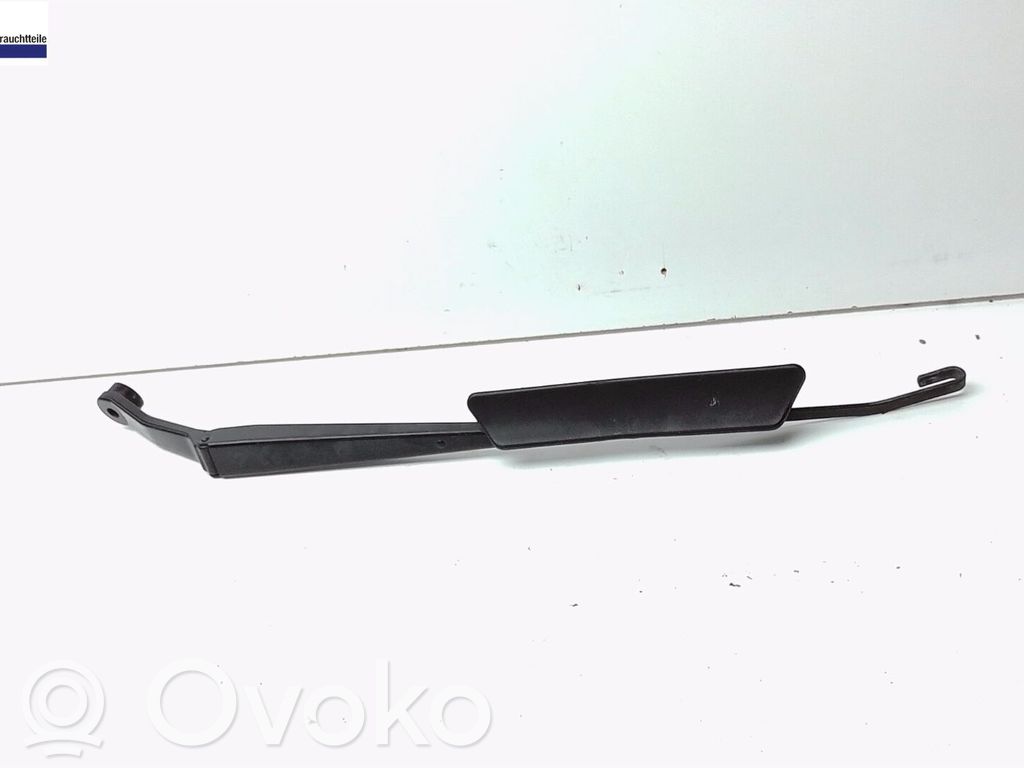 Mazda 2 Front wiper blade arm 