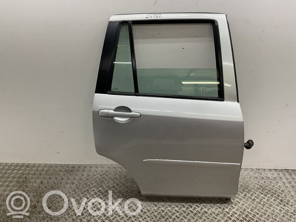 Mazda 2 Aizmugurējās durvis 