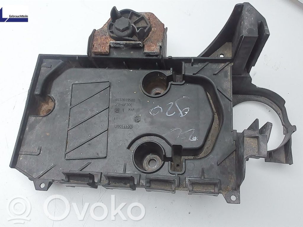 Citroen C5 Battery box tray 
