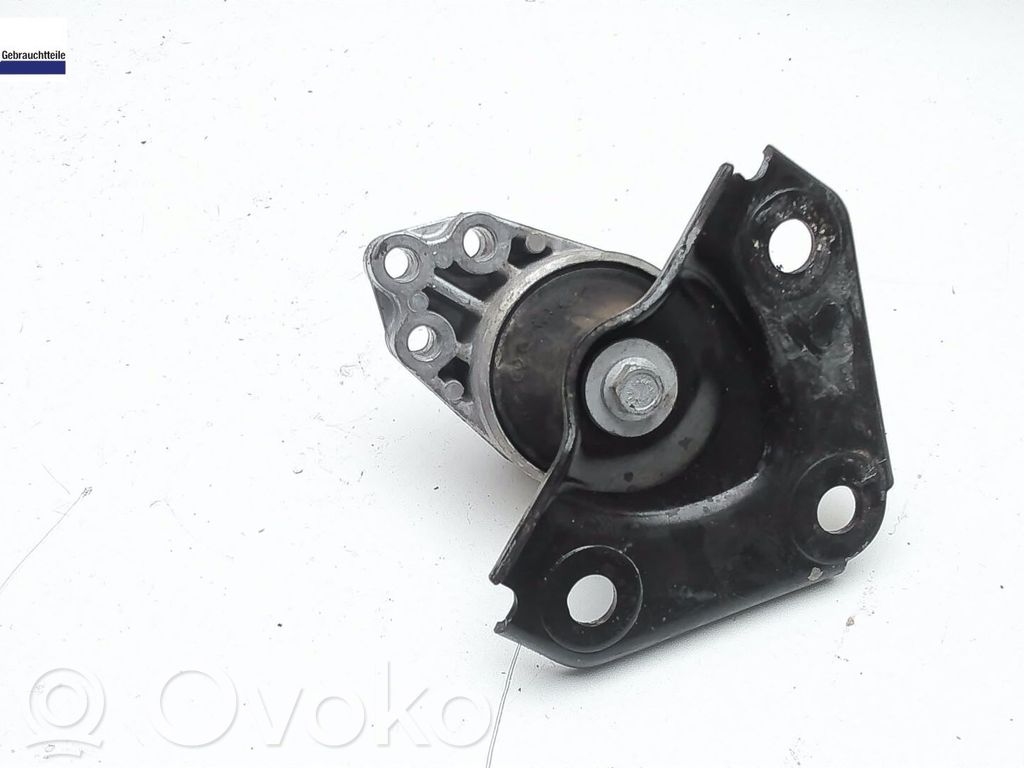 Ford Fusion Engine mounting bracket 
