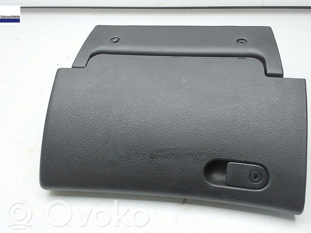 Opel Vectra B Handschuhfach 