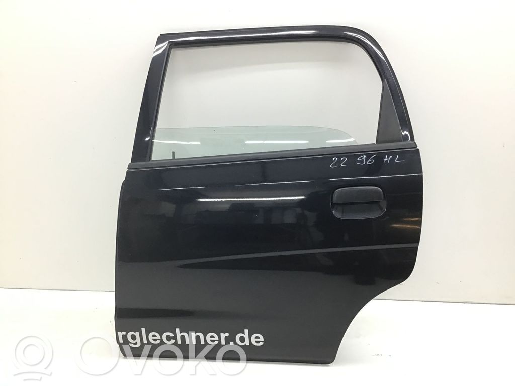 Suzuki Alto Puerta trasera 