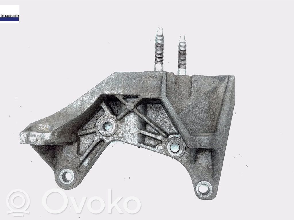 Ford Transit Gearbox mounting bracket 