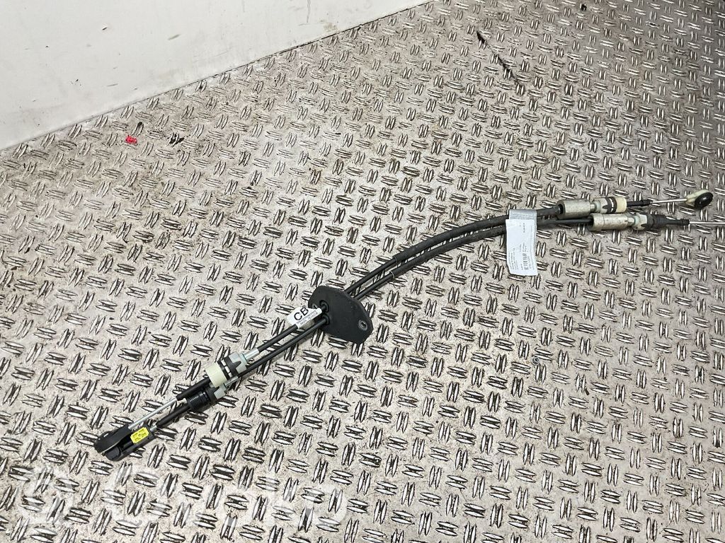 Gear shift cable linkage   1774306