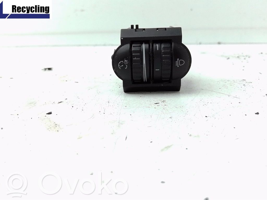 Interruptor de control del panel de luces   1K0941333DREH