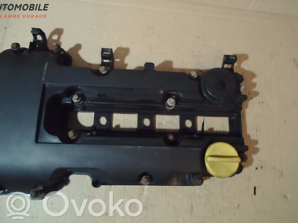 Opel Corsa D Tapa de balancines 