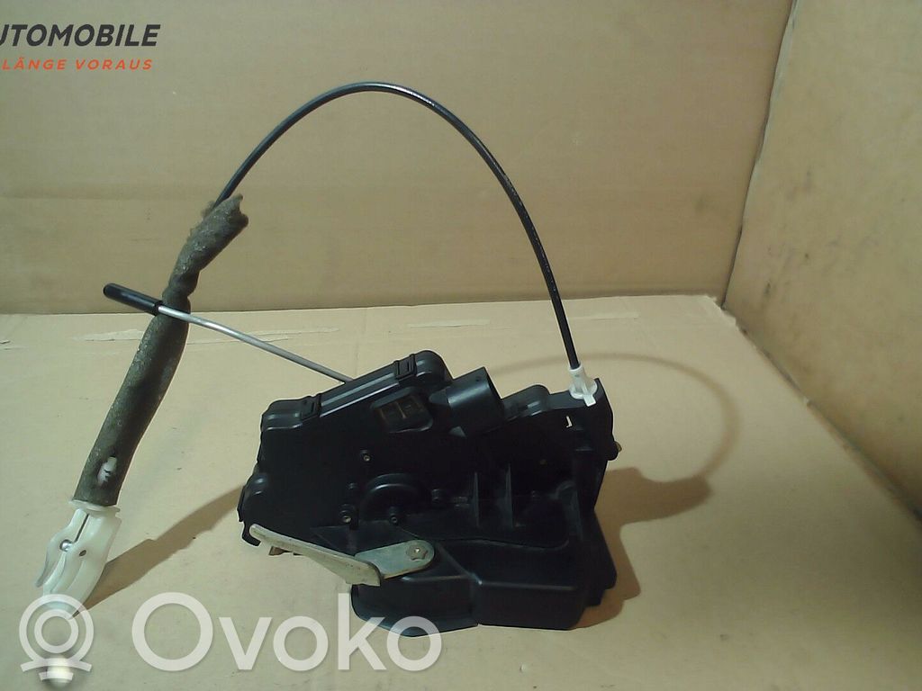 BMW 3 E46 Etuoven lukko 