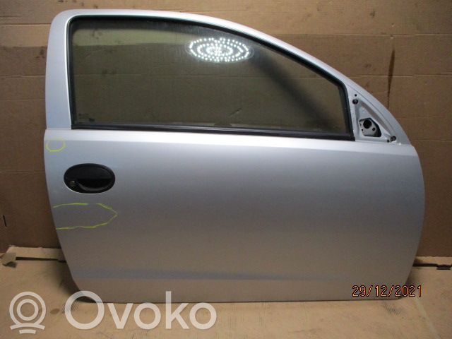 Opel Corsa C Puerta delantera 