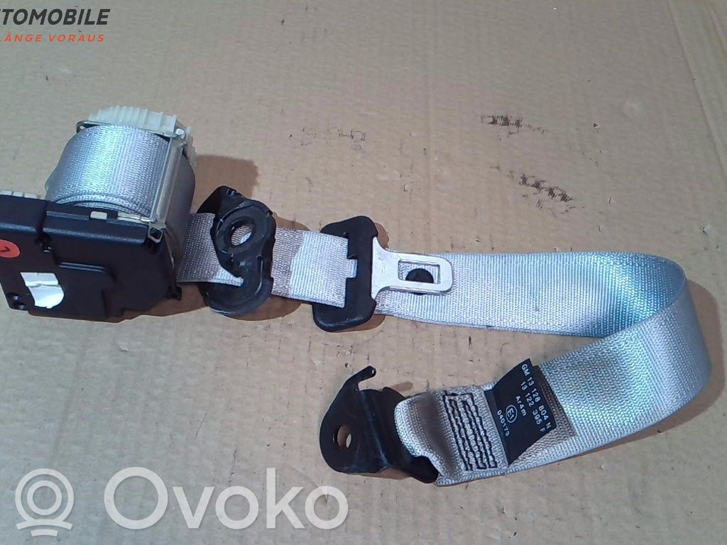 Opel Corsa C Cinturón trasero 