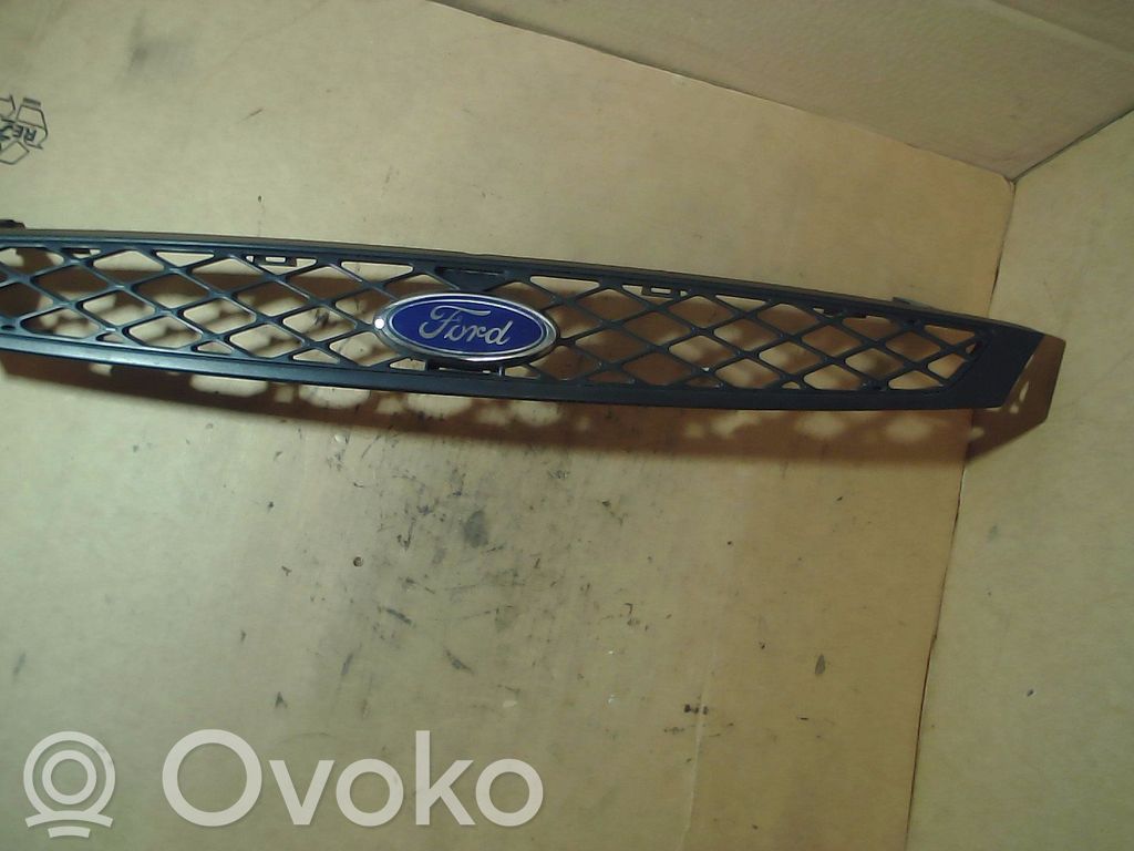 Ford Focus Front grill 