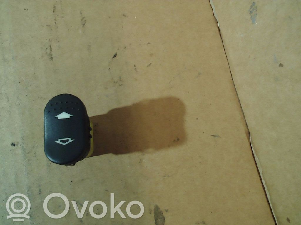 Ford Focus Elektrinių langų jungtukas 