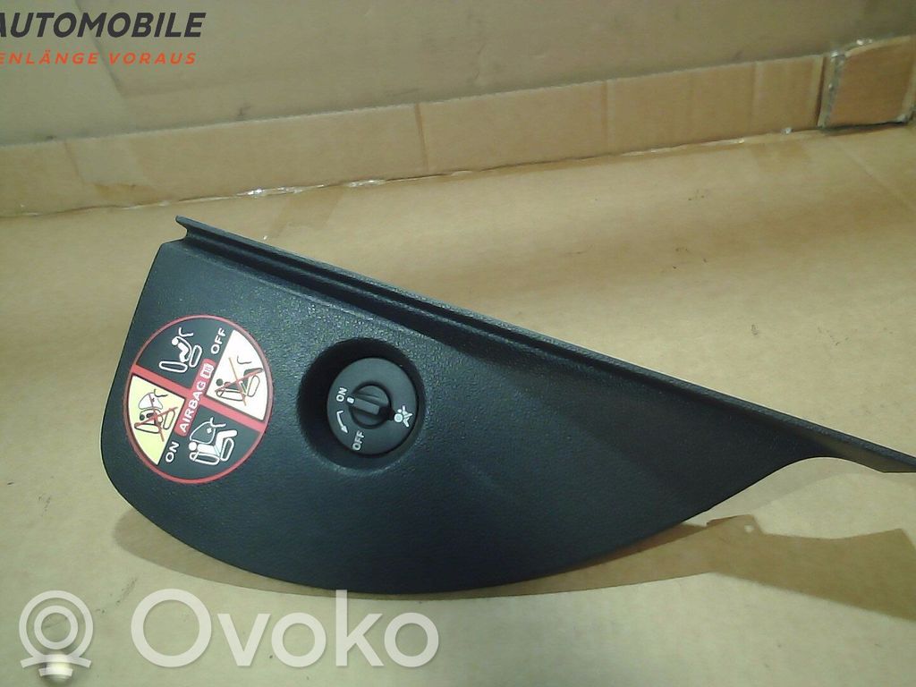 Renault Clio III Alte piese panou de bord 