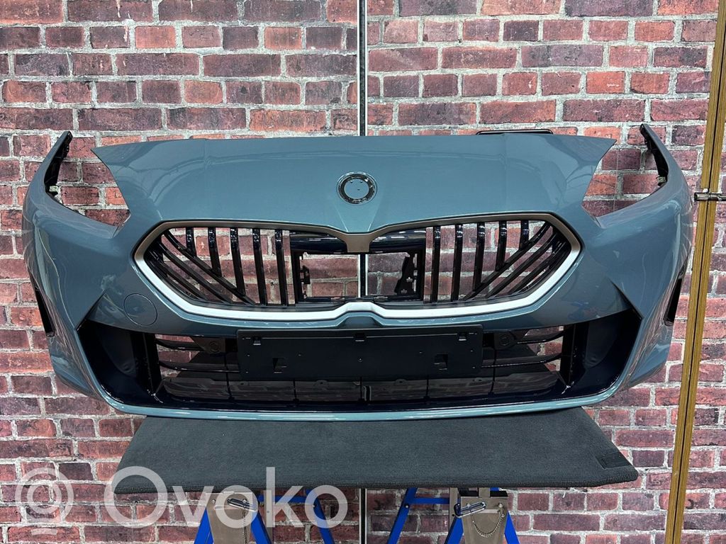 BMW 1 F70 Parachoques delantero 