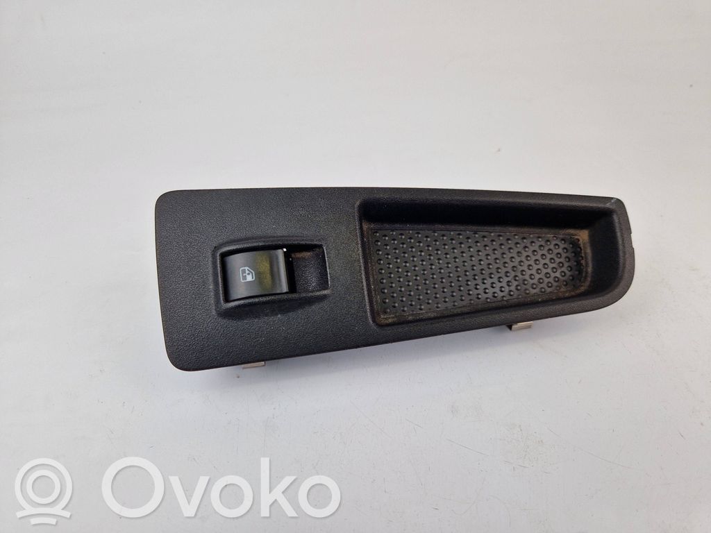Przyciski szyb   735434459,04209,933008