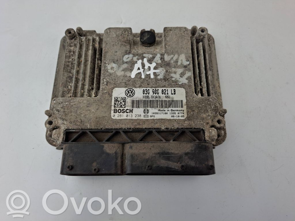 Skoda Octavia Mk2 (1Z) Engine control unit/module 