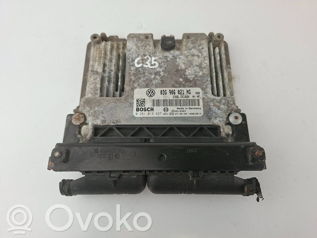 Volkswagen PASSAT B6 Engine control unit/module 