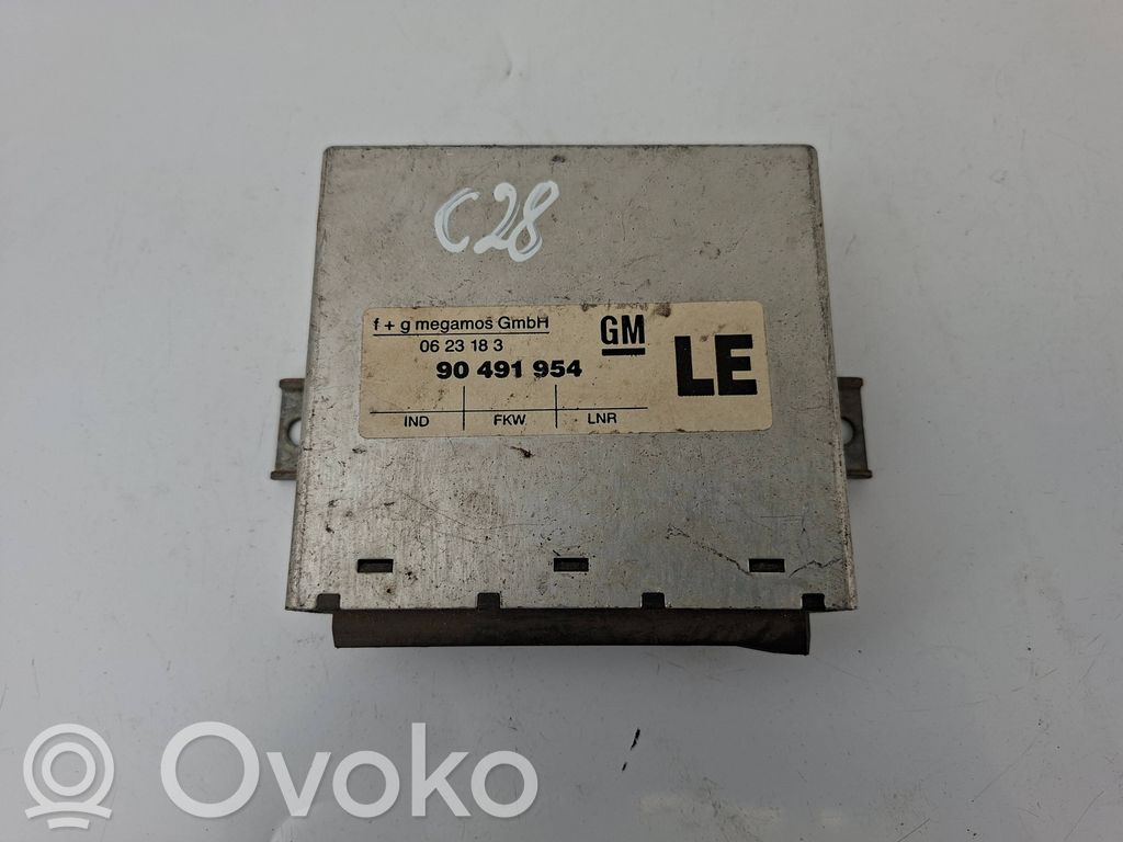 Opel Omega B1 Mukavuusmoduuli 