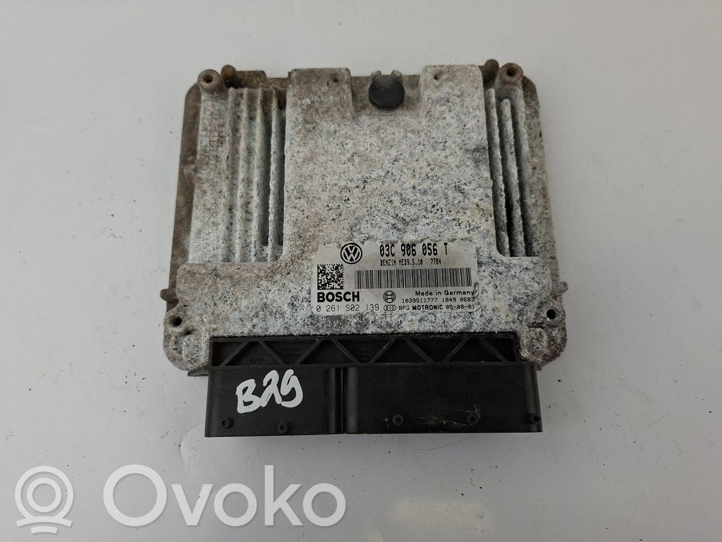 Volkswagen Golf V Engine control unit/module 