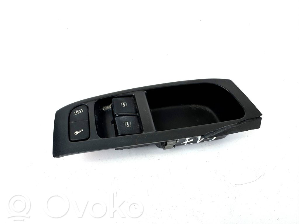 Volkswagen Fox Przyciski szyb 