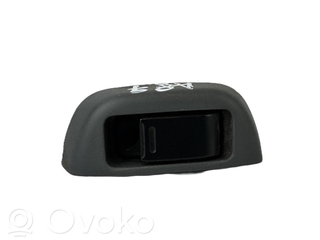 Peugeot 107 Interruptor del elevalunas eléctrico 