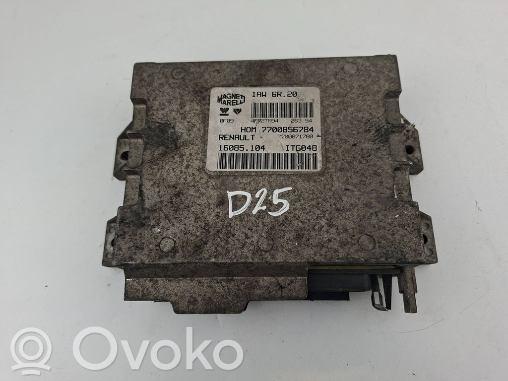 Renault Twingo II Calculateur moteur ECU 