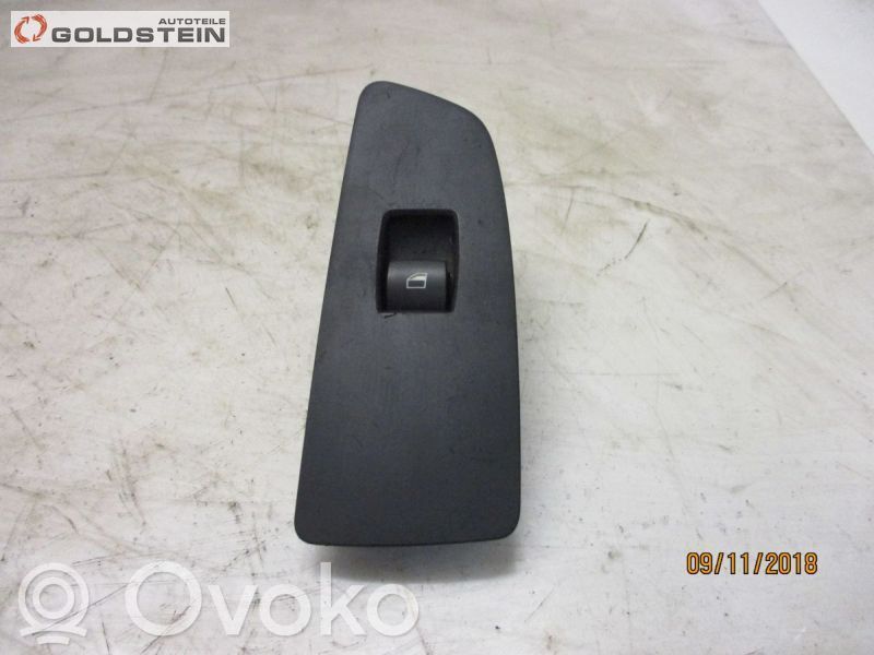 BMW 1 E81 E87 Electric window control switch 