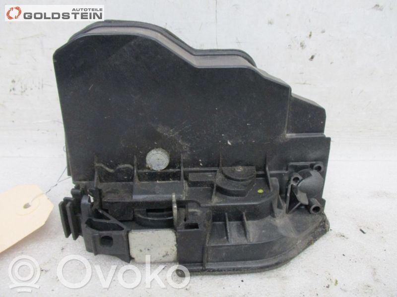 Rear door lock   7167075,7167075