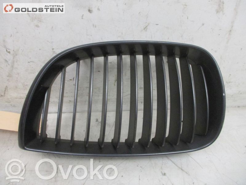 Front grill   7128613,7077129,7077129,7128613