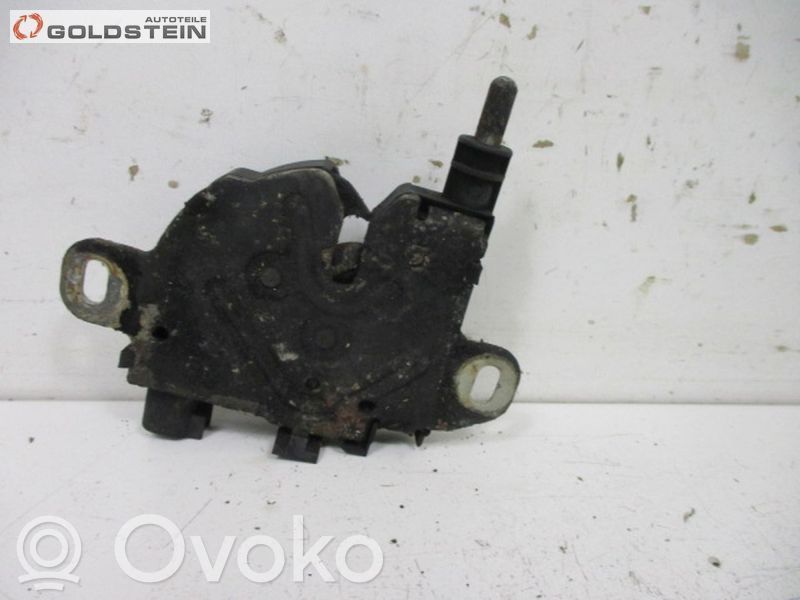 Engine bonnet/hood lock/catch