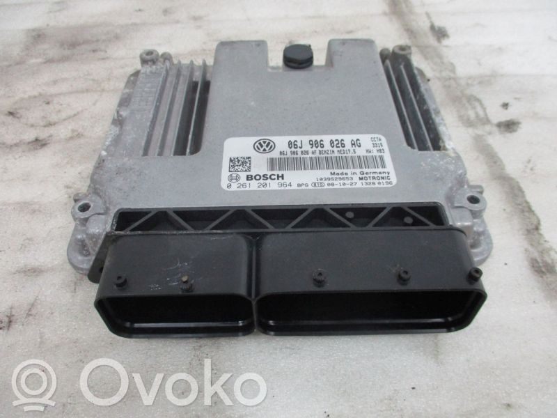 Volkswagen PASSAT B6 Engine control unit/module 